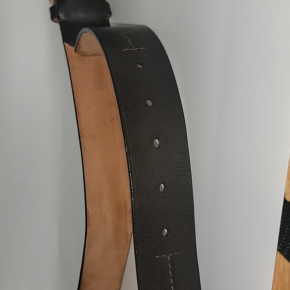 Louis Vuitton Black Belt with Brass Buckle Size 32 - Picture 6 of 10